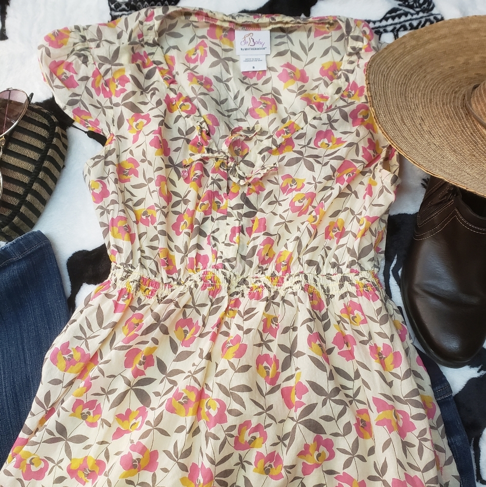 Motherhood Maternity Small Cap-Sleeve Tunic Top